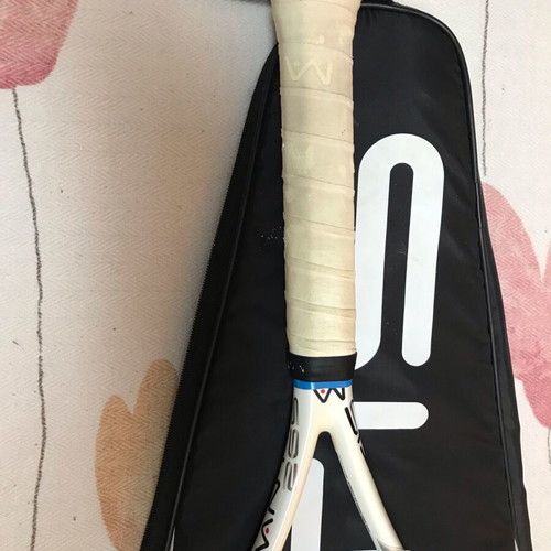 Mantis tennis racket used with case