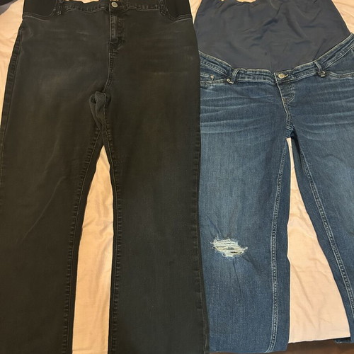 Maternity jeans size L like new, set of two