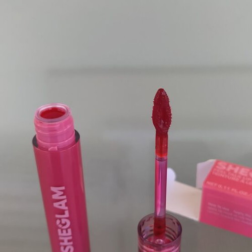 Peel Off Lipstick new, light pink shade