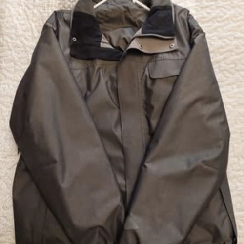 Columbia jacket gray like new, waterproof Hyvent