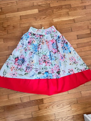 Cocktail skirt floral multicolor like new by Joanna Misseli