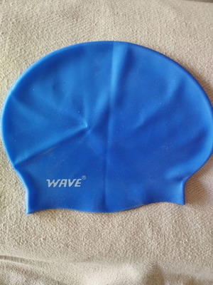 Adult swimming cap unused
