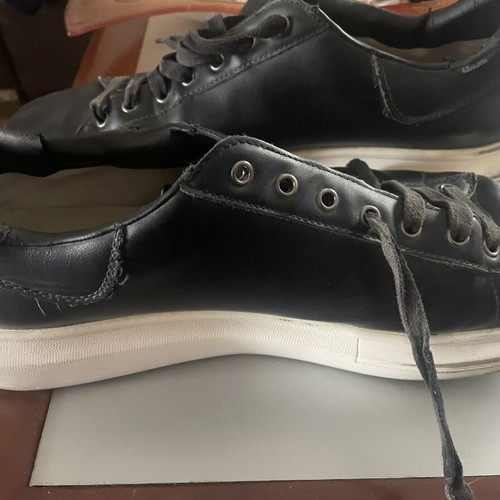 Guess leather casual shoes used, size 46, black
