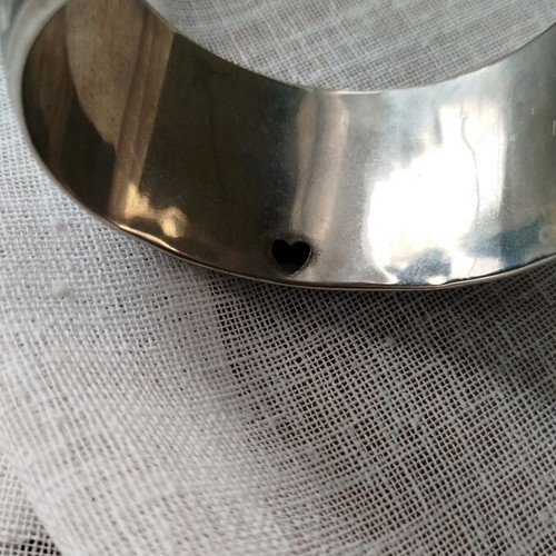 Vintage bracelet used, carved silver