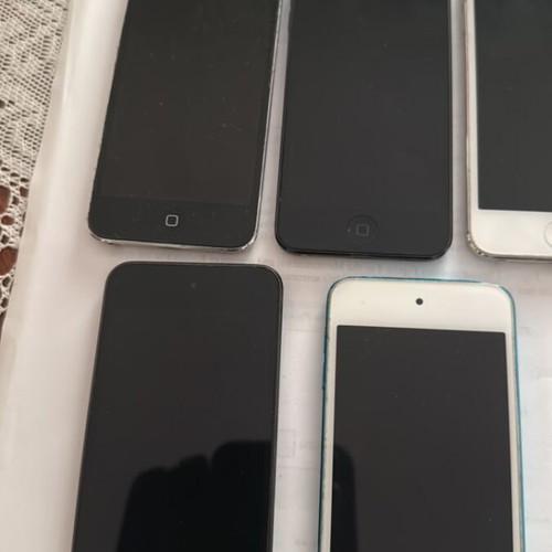Πακέτο Apple iPod μεταχειρισμένο, 6 τεμάχια για ανταλλακτικά χωρίς φορτιστή