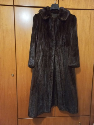 Mink fur coat like new dark brown