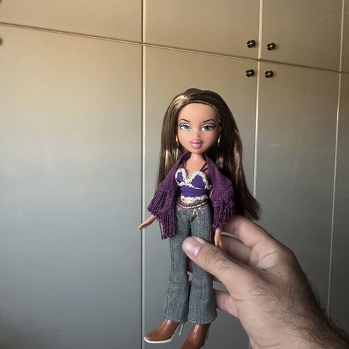 Reproduction Bratz Fianna doll