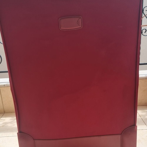 Delsey suitcase like new, red, 77x47x28 cm