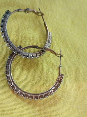 Hoop earrings like new