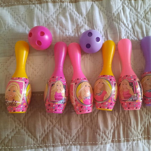 Barbie bowling pins and 2 balls new