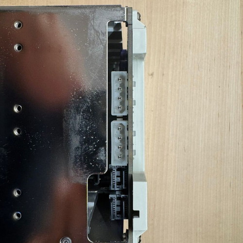 SATA Disk Array for 4 SATA III Drives, Hot Swap, 5.25" Bay