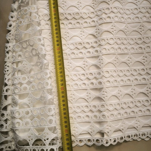 H&M white dress size L like new with zipper