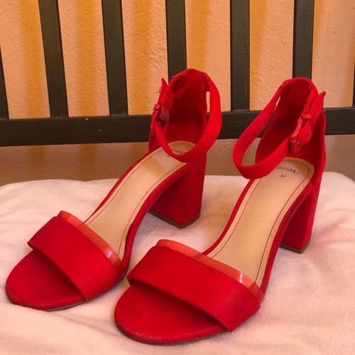 Bershka red sandals like new, size 37-37.5, heel 5-6 cm