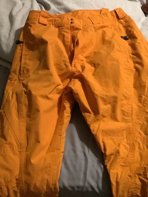 Salewa ski pants new, size small, unisex