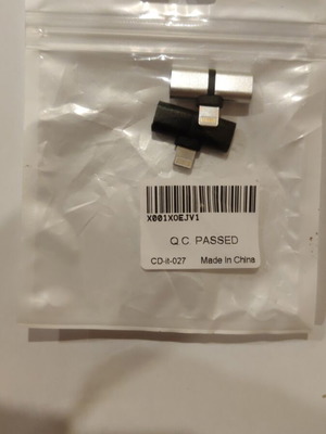 Mini T-Shaped Audio and Charging Adapter Set for iPhone, 2 Pieces