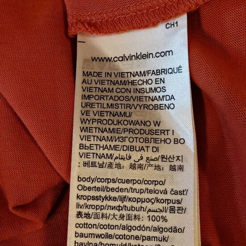 Calvin Klein t-shirt coral with white pocket, like new, size M