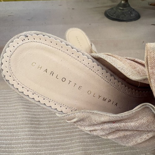 Charlotte Olympia Bow Heels like new, size 38