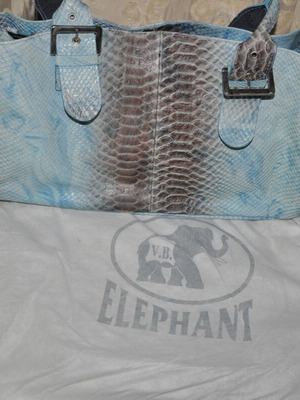 Elephant shoulder bag women like new, blue with light brown