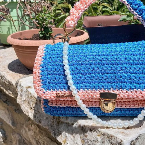 Handmade knitted women's bag blue and pink with pearl chain and metal clasp new