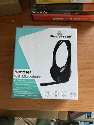 Powertech On Ear Multimedia Headphones with Microphone and 3.5mm Jack