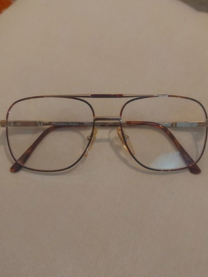 Vintage metal Italian eyeglass frame gold like new