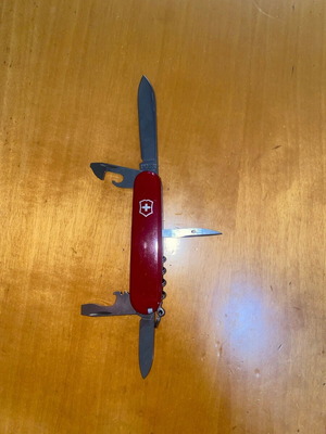 Victorinox Swiss Army Knife Spartan like new, red, 8 tools