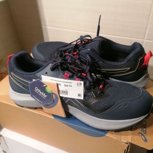 Asics Sonoma 7 men's athletic shoes size 48 new, black and gray