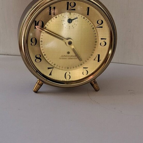 Junghans table clock wind-up like new, brown color