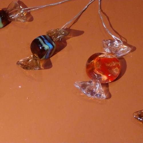 Murano hanging set with candy and bee elements