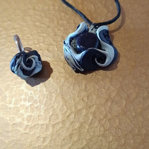 Handmade necklace and ring set with black stone like new