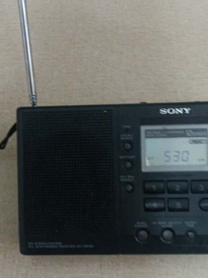 Sony radio with antenna like new