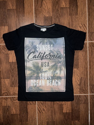 T-shirt Sunset California USA Ocean Beach used, size Small, black