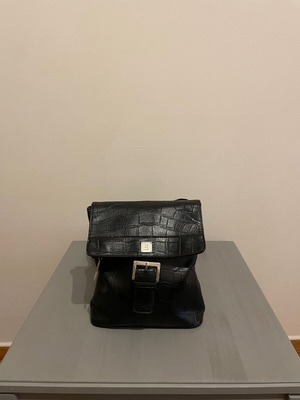 KEM Τσάντα Χιαστί Μαύρη Σε Συνθετικό Υλικό Σαν Καινούργιο