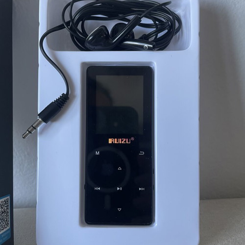 Ruizu D51 Aesthetic Edition MP3 MP4 Player Bluetooth 8GB