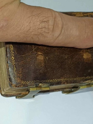 Βιβλίο 1689 Γαλλίας από S.Benoist Μεταχειρισμένο Πρώτη μικρογραφική έκδοση του Imitation of Christ