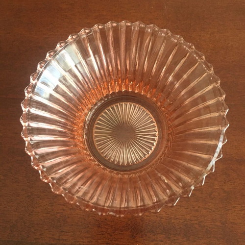 Vintage antique pink glass bowl as new