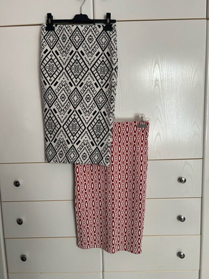 Women's skirts used Zara and Stradivarius small, tight fit