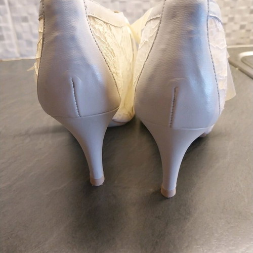 Artisti Romani peep toe pumps new, beige lace and leather