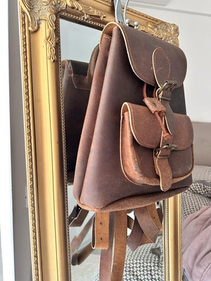 Leather backpack like new, brown