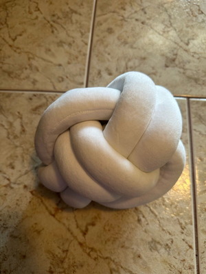 Mini Ball Sparrow Decorative Pillow like new
