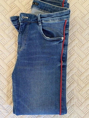 Zara straight jeans like new, size XS, blue