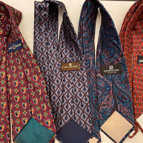 Vintage ties Tommy Hilfiger, Guy Laroche, Givenchy, Paco Rabanne like new, set of 4