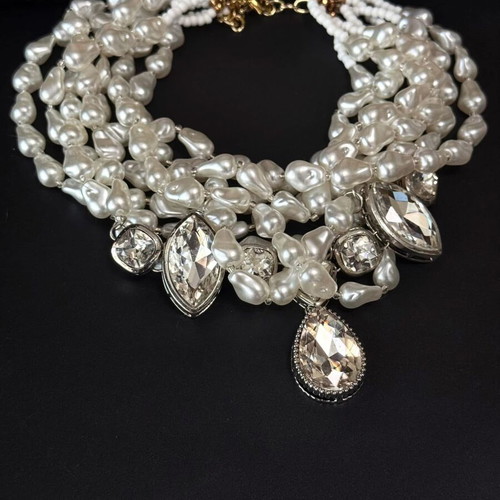 Unique necklace with Majorca pearls and faceted crystals custom made
