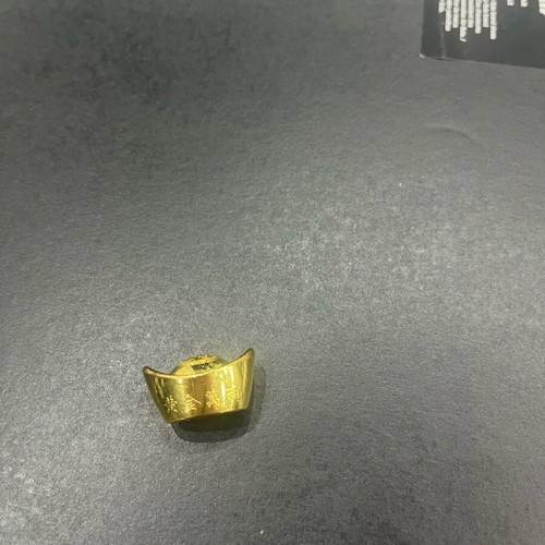 Chinese ship-shaped charm like new, wealth amulet