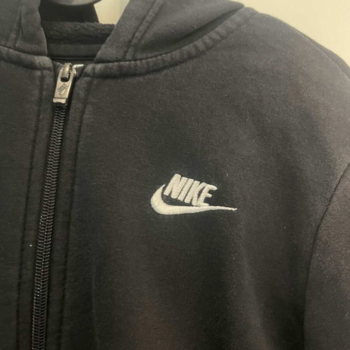 Nike black zip hoodie like new, size XL Junior / Small Adult