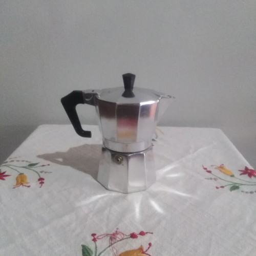 Loumidis hand coffee maker like new, collectible
