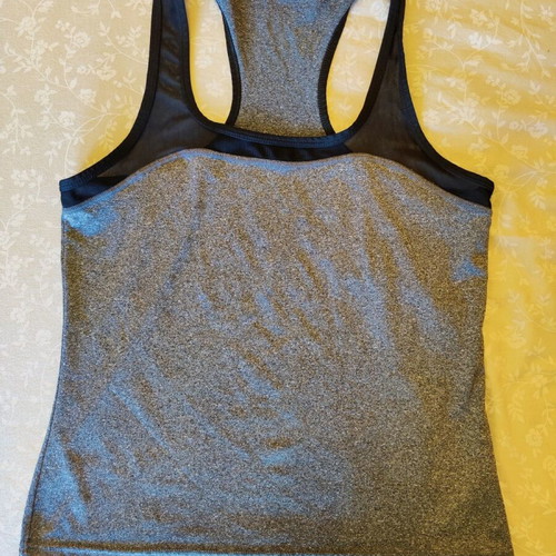Women's sports set leggings and tank top gray like new