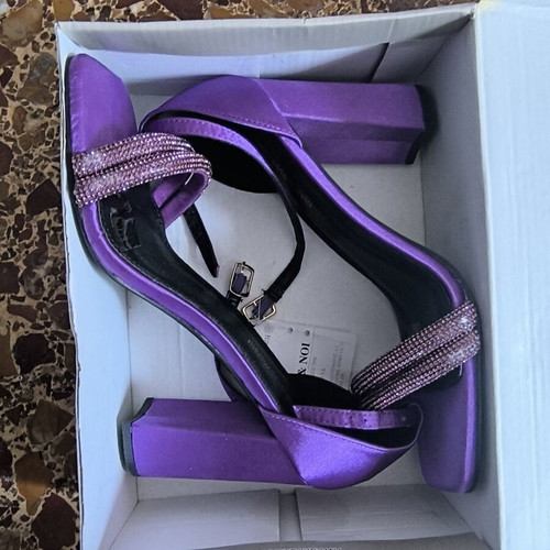 Purple platform sandals with rhinestones, size 39