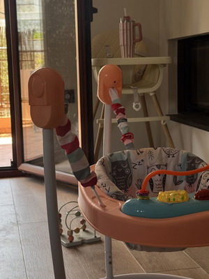 Jumperoo used baby activity center