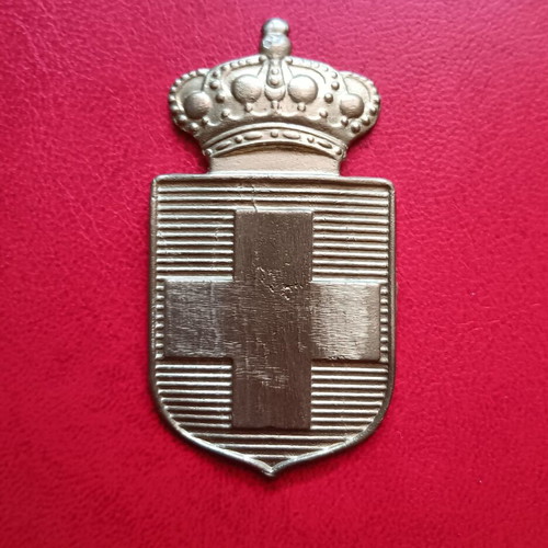 Collectible Royal Emblem like new